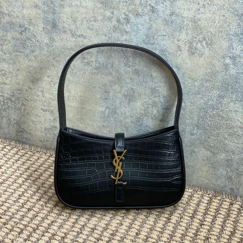 Y51 hobo bags